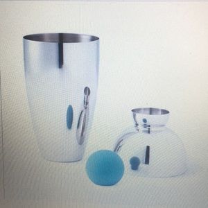 Cocktail shaker